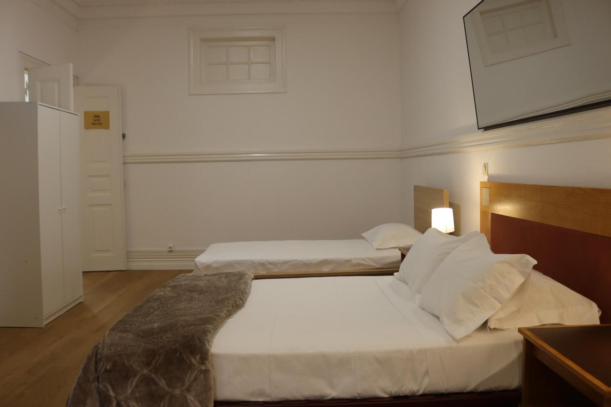 Midis - Local Accommodation Lisbon Exterior photo